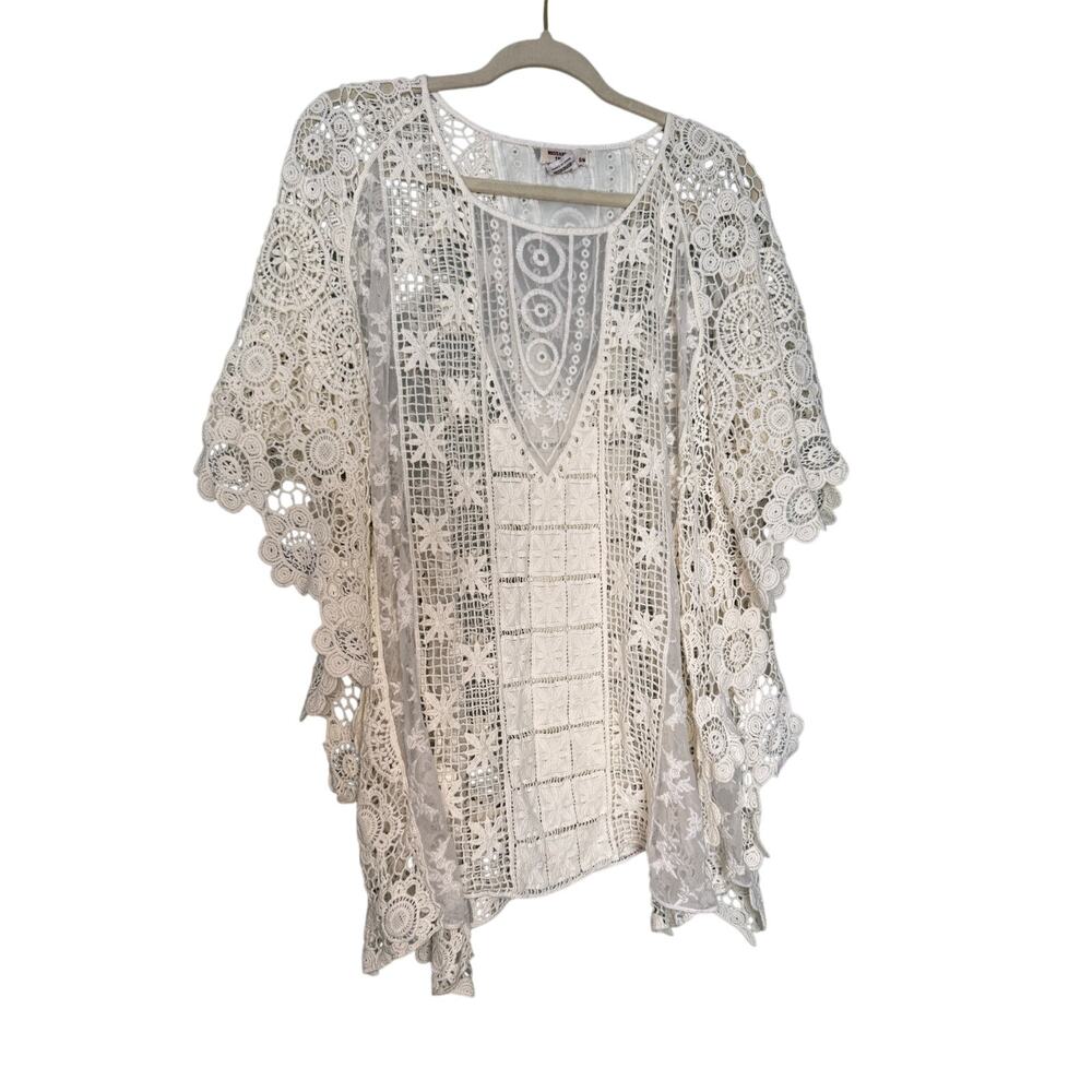 Miss‎ Kelly 1999 white lace crochet blouse boho